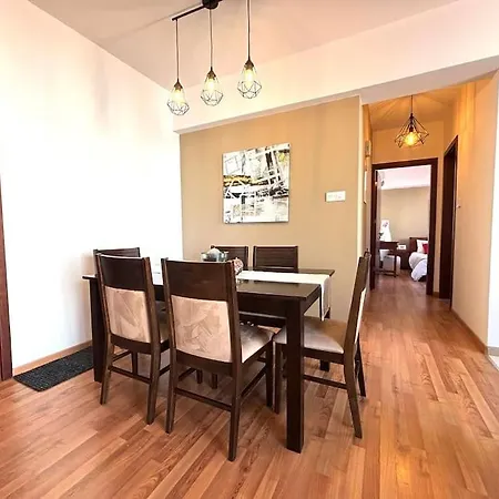 Flat In Center
