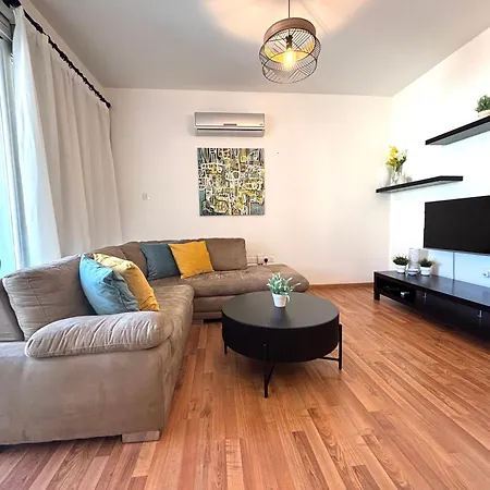 Flat In Center *