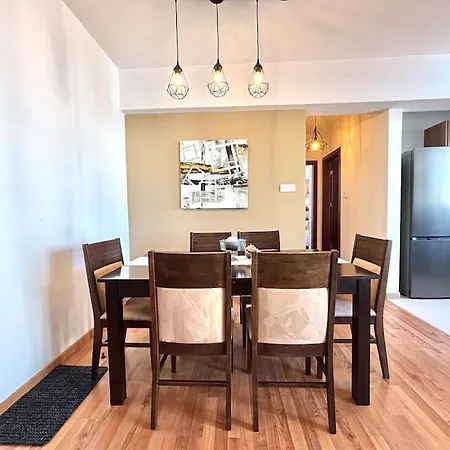 Апартаменты One Bedroom Flat In *