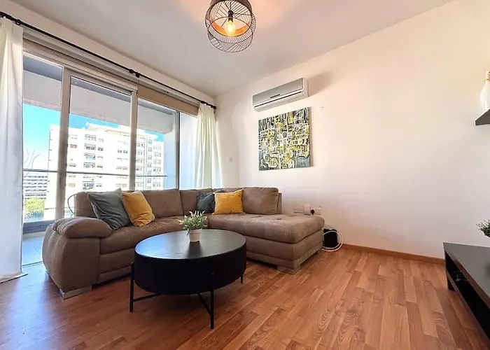 One Bedroom Flat In Нікосія